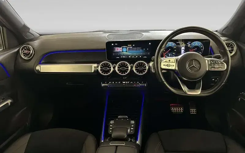 Used Mercedes GLB200 Executive 163 HP (119 kW) 2022 Grey SUV
