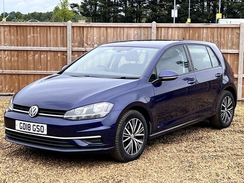 Blue Used 2018 VW Golf VII SE Hatchback | £10,000 (Good price) - Image 1/4