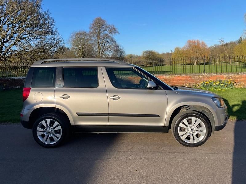 Used Skoda Yeti SE L 2017 Beige SUV