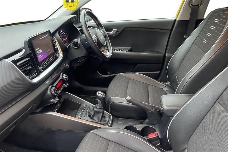 Used Kia Stonic GT-Line S 118 HP (86 kW) 2023 Zest yellow with black roof SUV
