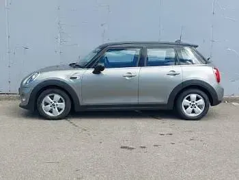 Used Mini Cooper Classic 136 HP (100 kW) 2019 Silver Hatchback