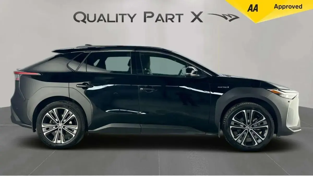 Used Toyota bZ4X 161 kW (220 HP) 2022 Black SUV