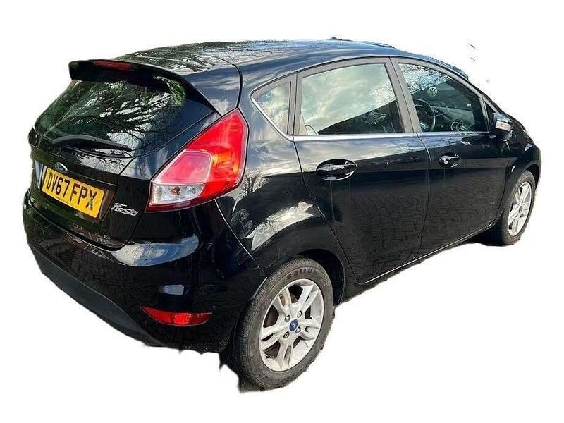 Used Ford Fiesta Zetec 100 HP (73 kW) 2017 Black Hatchback