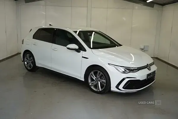 Used VW Golf VII R-line 150 HP (110 kW) 2020 White Hatchback