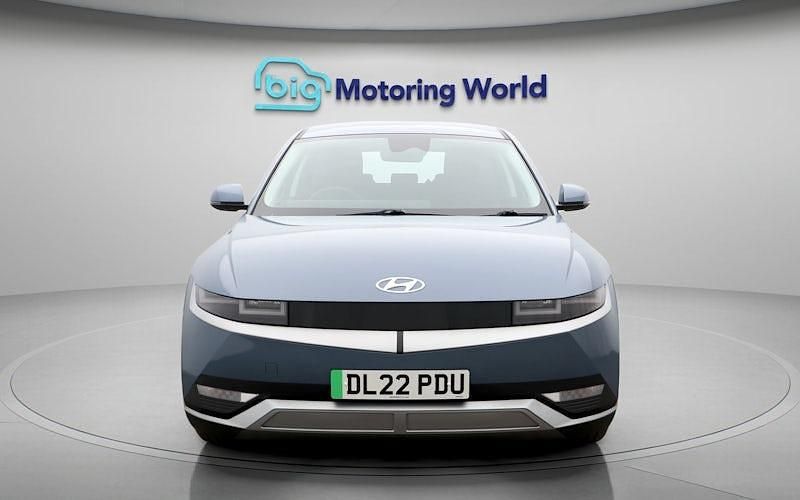 Used Hyundai Ioniq SE 125 kW (170 HP) 2022 Blue Hatchback