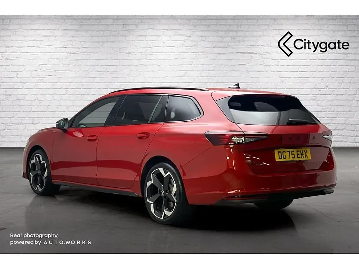 Used Skoda Superb SportLine 150 HP (110 kW) 2025 Carmine red metallic Estate