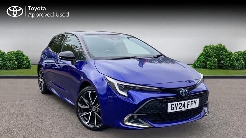 Used Toyota Corolla 140 HP (102 kW) 2024 Juniper blue bitone Hatchback