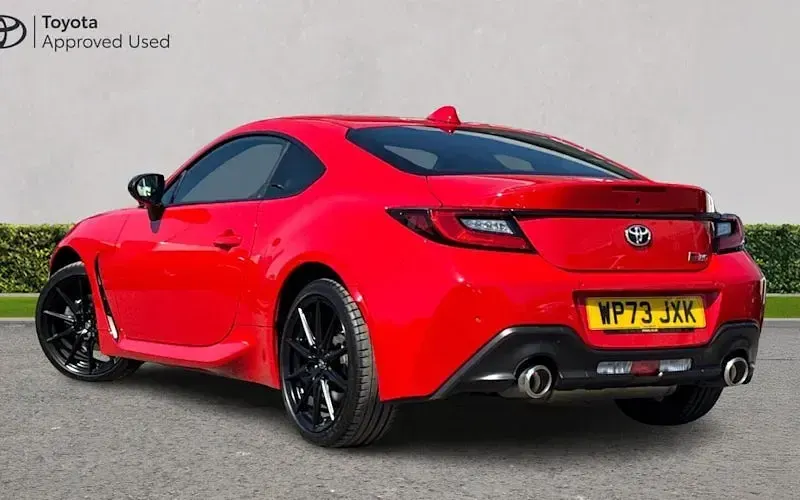 Used Toyota GR86 235 HP (172 kW) 2022 Red Coupe