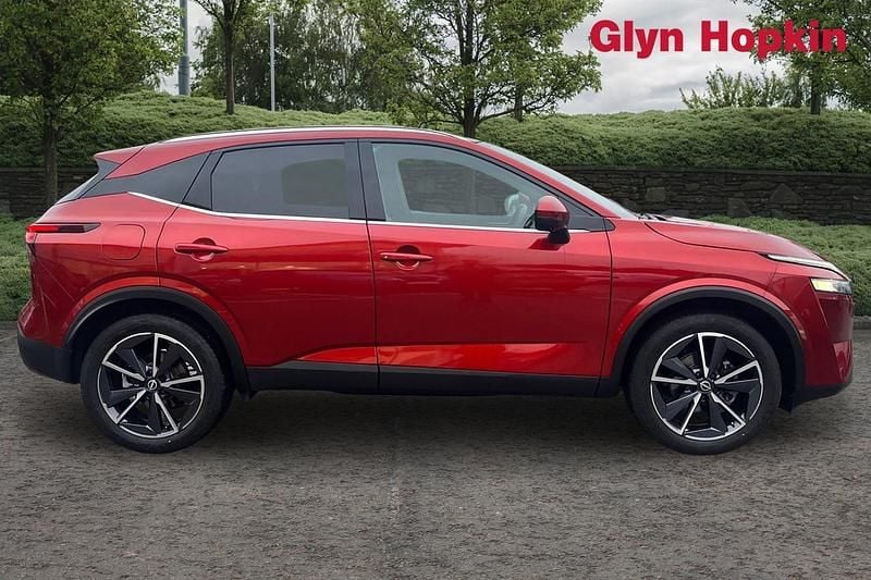 Used Nissan Qashqai Tekna 2022 Red SUV
