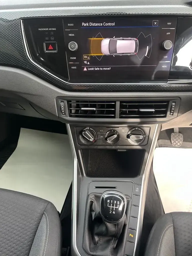Usado VW Polo Life 95 CV (69 kW) 2022 Azul Utilitario