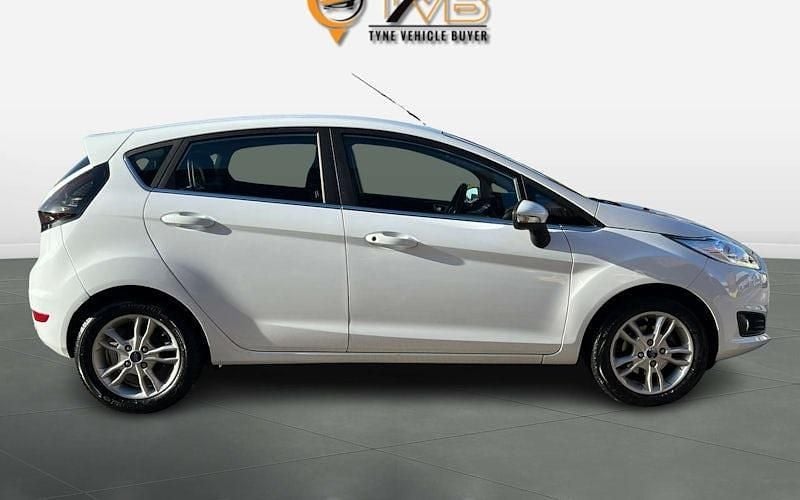 Used Ford Fiesta Zetec 101 HP (74 kW) 2017 Hatchback