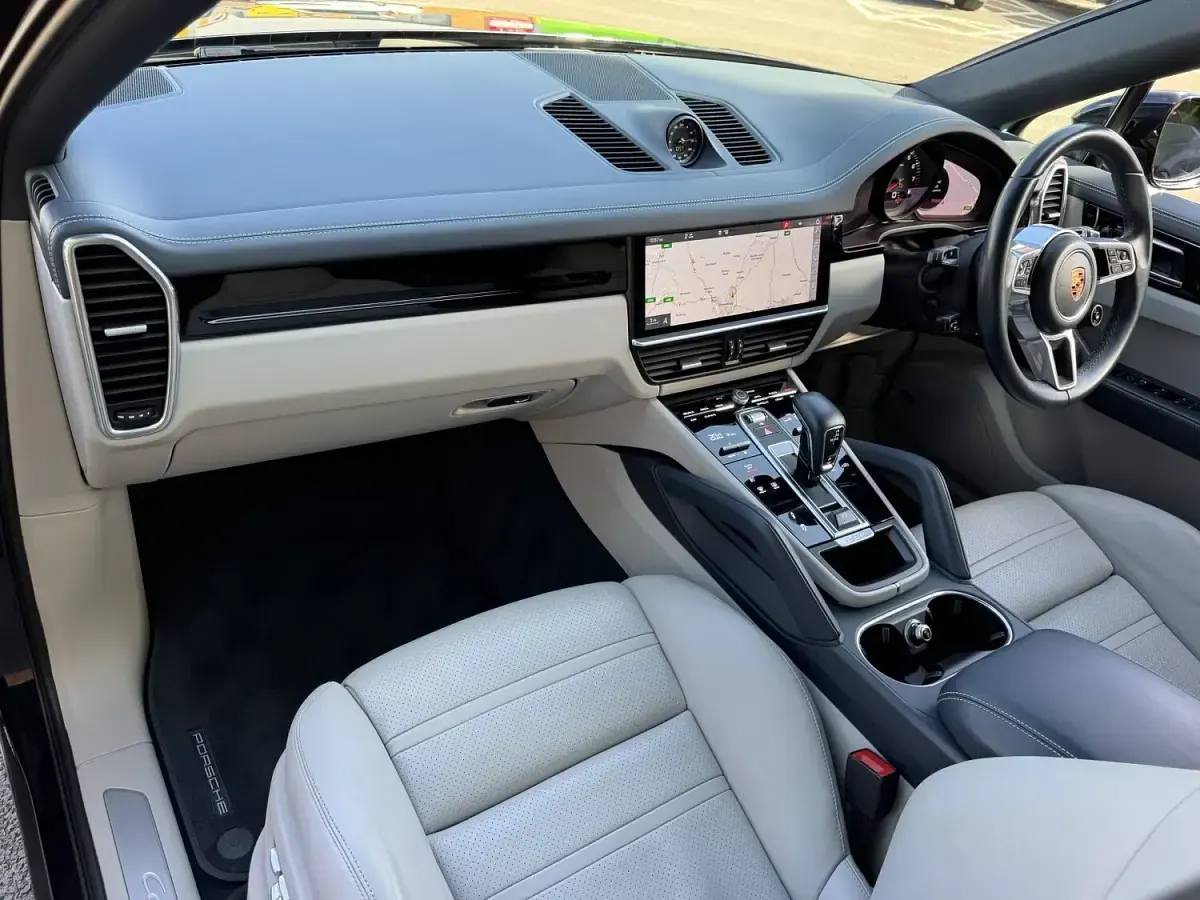Usado Porsche Cayenne 340 HP (250 kW) 2019 Azul SUV
