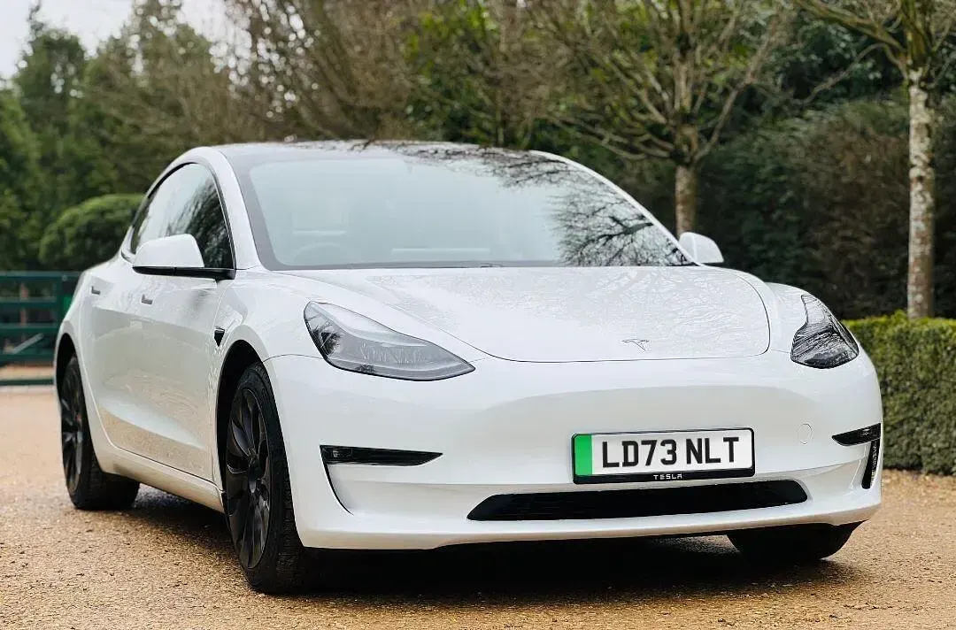Used Tesla Model 3 Long Range RWD 235 kW (320 HP) 2023 White Sedan