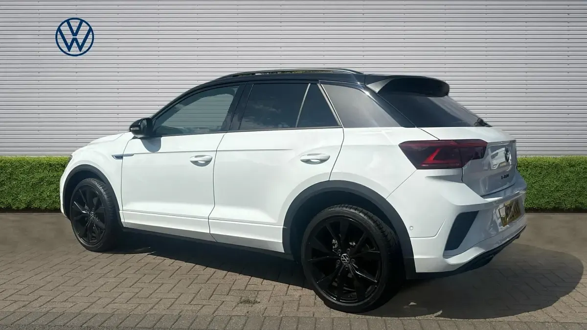 New VW T-Roc Black Edition 150 HP (110 kW) 2026 White SUV