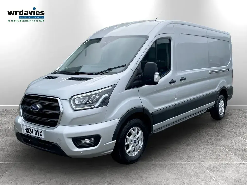 Second-hand Ford Transit Limited 170 CP (125 kW) 2024 Argintiu Van