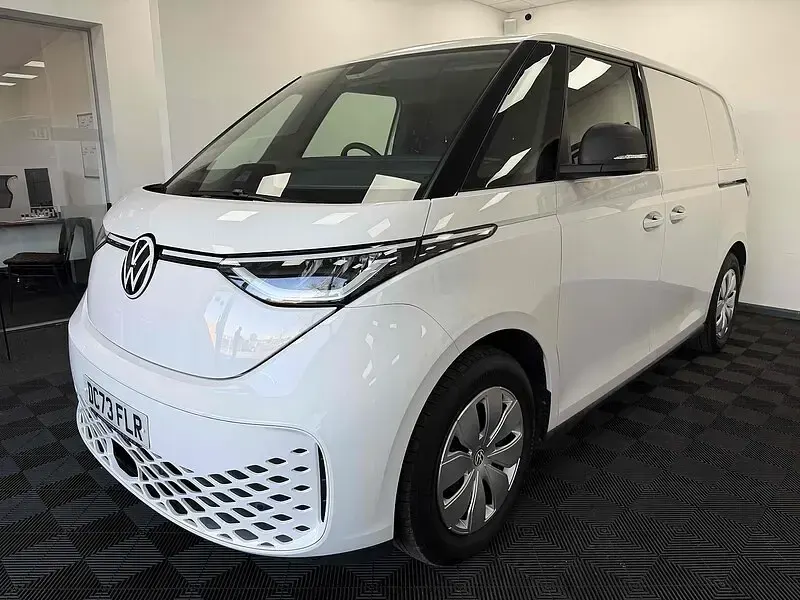 Used VW ID. Buzz Pro 11 kW (15 HP) 2023 White MPV