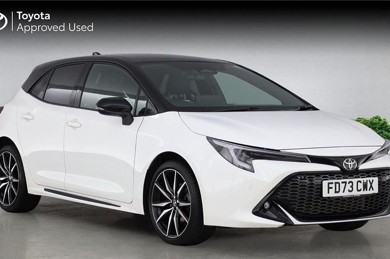 White Used 2023 Toyota Corolla Sport Hatchback | £23,495 (A bit pricey) - Image 1/4