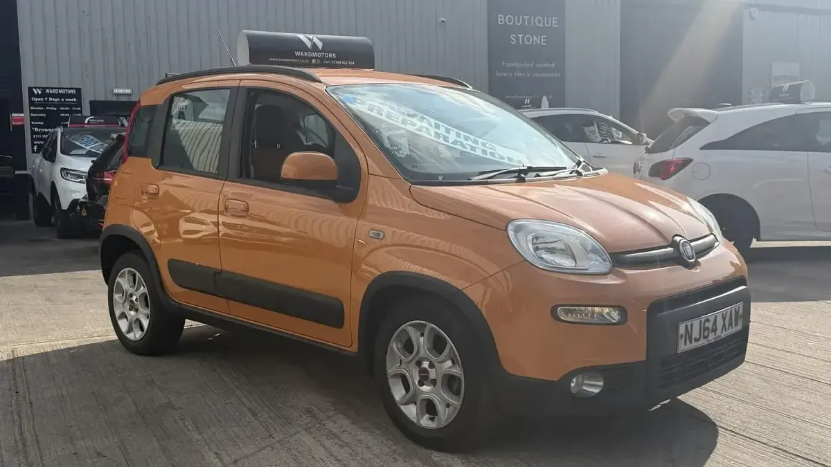 Used Fiat Panda Trekking 85 HP (62 kW) 2014 Orange Hatchback
