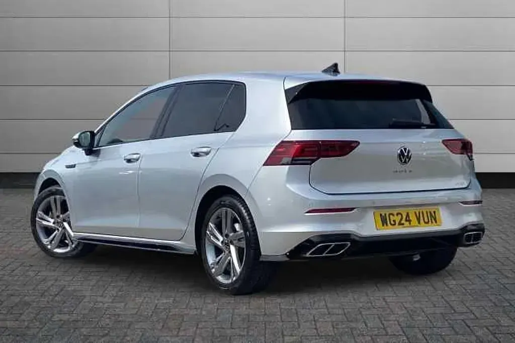 Used VW Golf VIII R-line 150 HP (110 kW) 2024 Reflex silver Hatchback