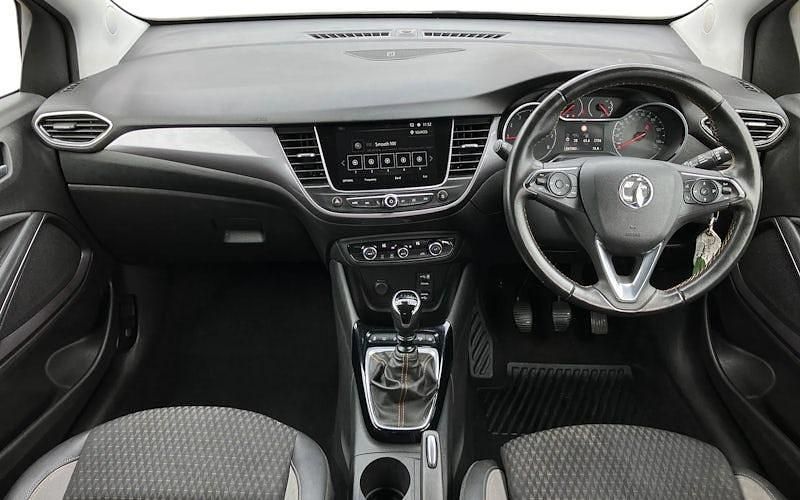 Used Vauxhall Crossland X Elite 102 HP (75 kW) 2019 White SUV