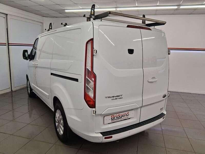 Used Ford Transit Custom Limited 130 HP (95 kW) 2023 White Van