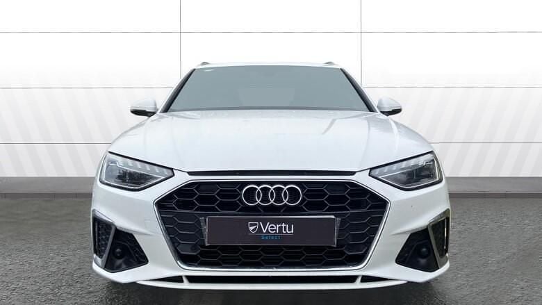 Used Audi A4 S-Line 204 HP (150 kW) 2023 White Estate