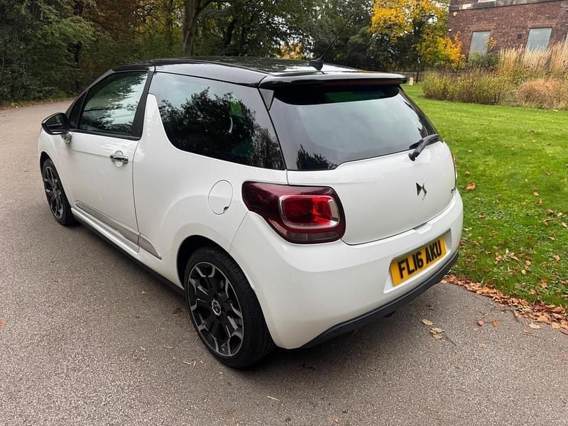 Used DS Automobiles DS3 2016 White Hatchback