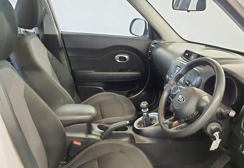 Used Kia Soul 132 HP (97 kW) 2018 White SUV
