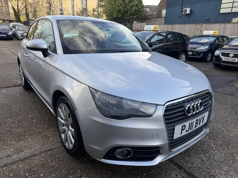 Used Audi A1 Sport 122 HP (89 kW) 2011 Silver Hatchback