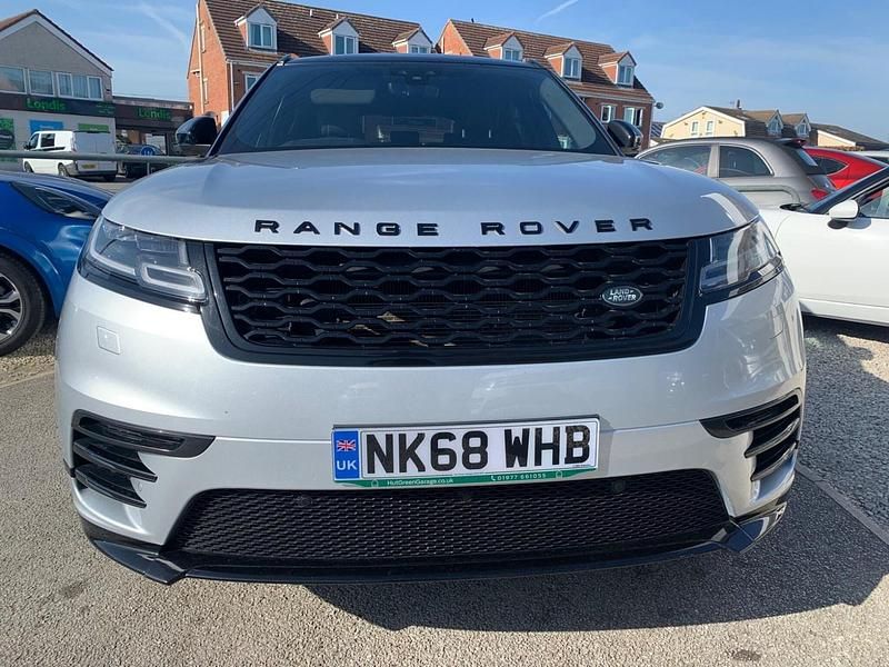 Used Land Rover Range Rover Velar SE Dynamic 240 HP (176 kW) 2018 Silver SUV