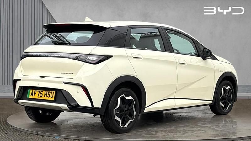 New BYD Dolphin Active 69 kW (95 HP) 2025 Solid  cream white Hatchback