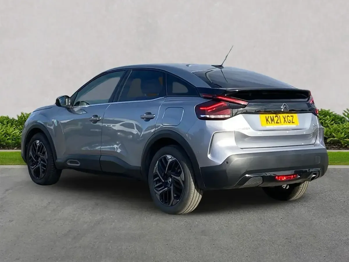 Used Citroën C4 Shine 130 HP (95 kW) 2021 Grey Hatchback