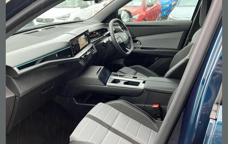 Used Vauxhall Grandland X GSe 136 HP (100 kW) 2024 Blue SUV