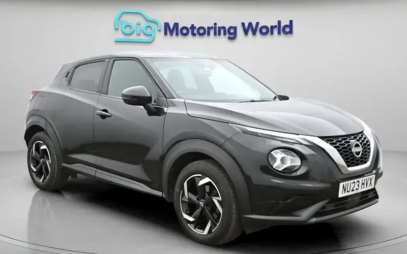 Usado Nissan Juke N-Connecta 114 HP (83 kW) 2023 SUV