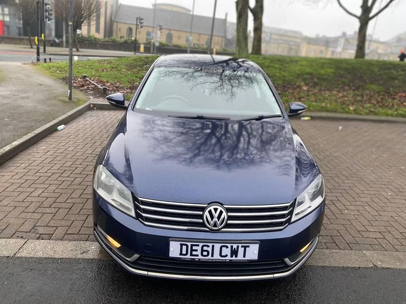 Used VW Passat SE 2011 Blue Sedan