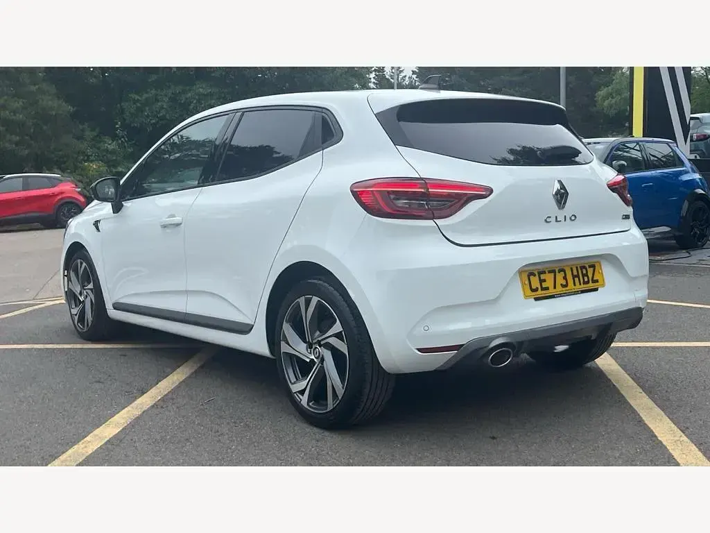 Used Renault Clio RS Line 90 HP (66 kW) 2023 White  Hatchback