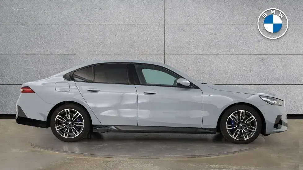Used BMW 520 M Sport 205 HP (150 kW) 2025 Grey