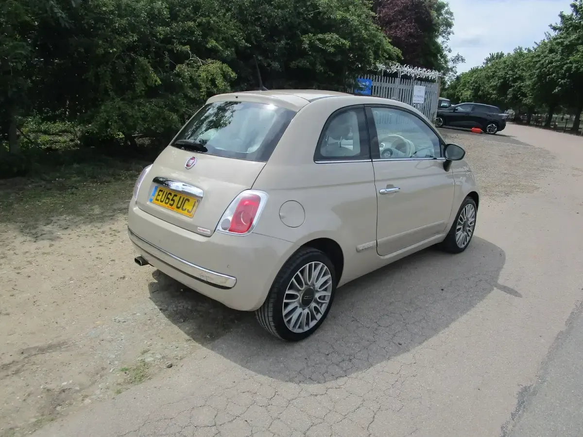 Used Fiat 500 Lounge 69 HP (50 kW) 2015 Beige Hatchback