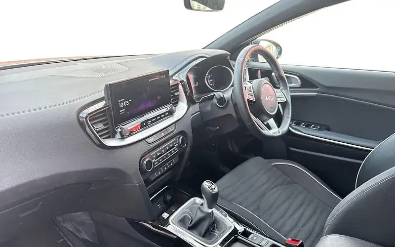 New Kia XCeed GT-Line 114 HP (83 kW) 2026 Silver SUV