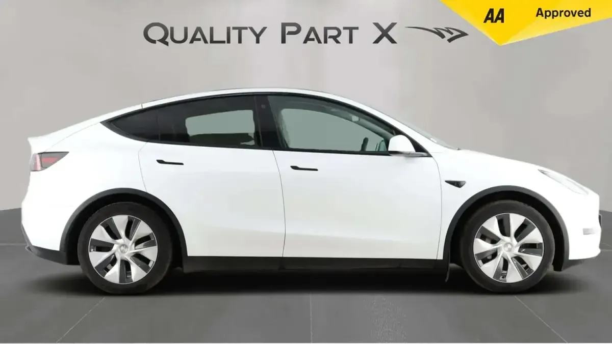 Used Tesla Model Y RWD 254 kW (346 HP) 2023 White SUV