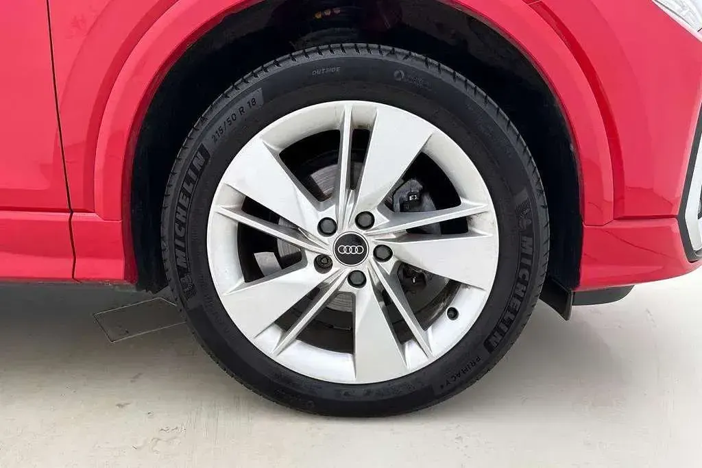 Used Audi Q2 S-Line 108 HP (79 kW) 2023 Red SUV