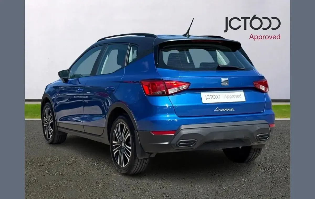 Used Seat Arona SE Technology 113 HP (83 kW) 2024 Blue SUV