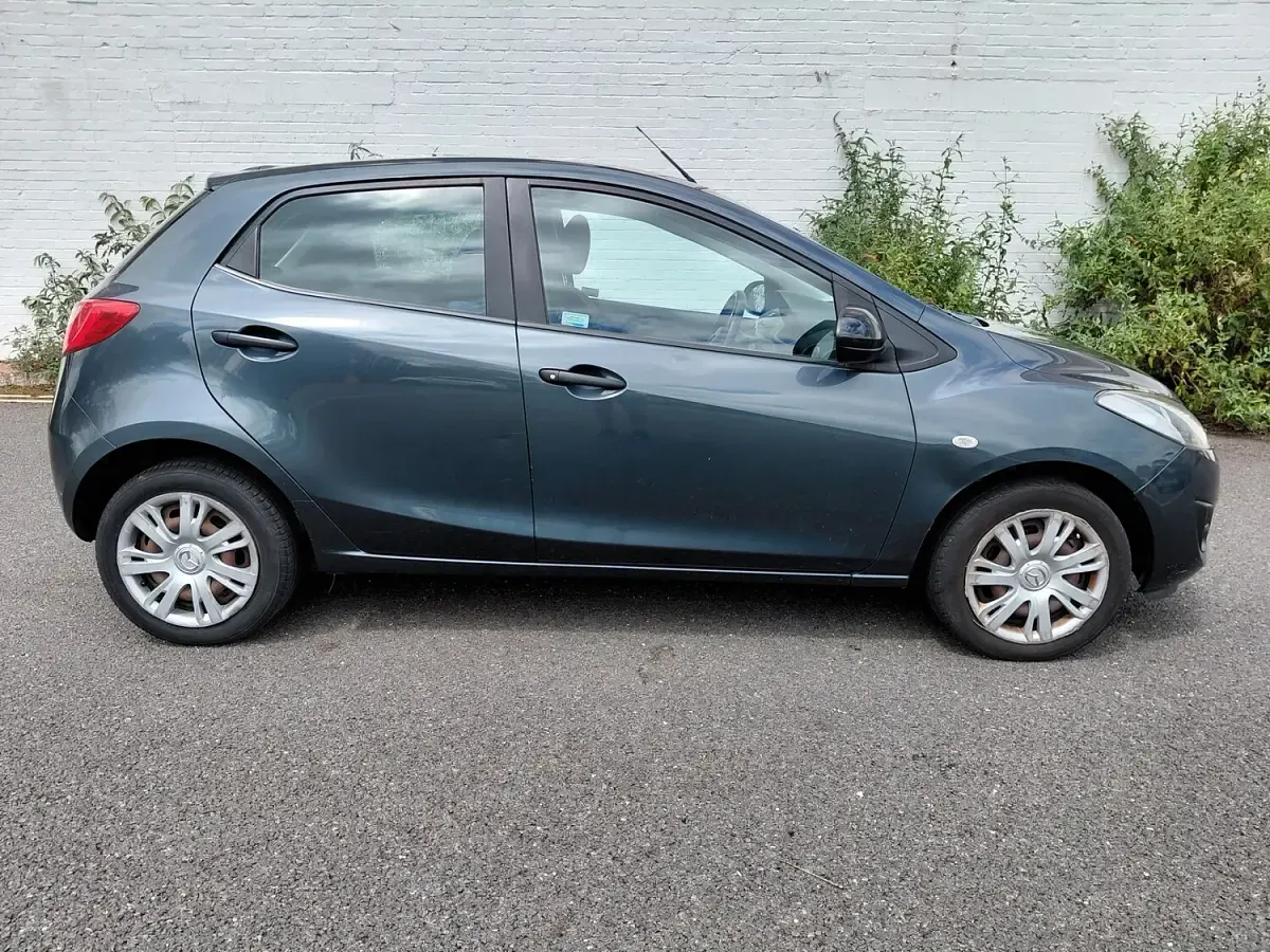 Used Mazda 2 2012 Grey Hatchback