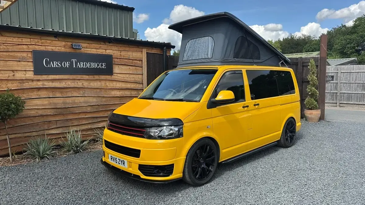 Used VW T5 Startline 140 HP (102 kW) 2015 Yellow Van