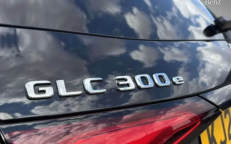 Used Mercedes GLC300e AMG line 313 HP (230 kW) 2025 Black SUV
