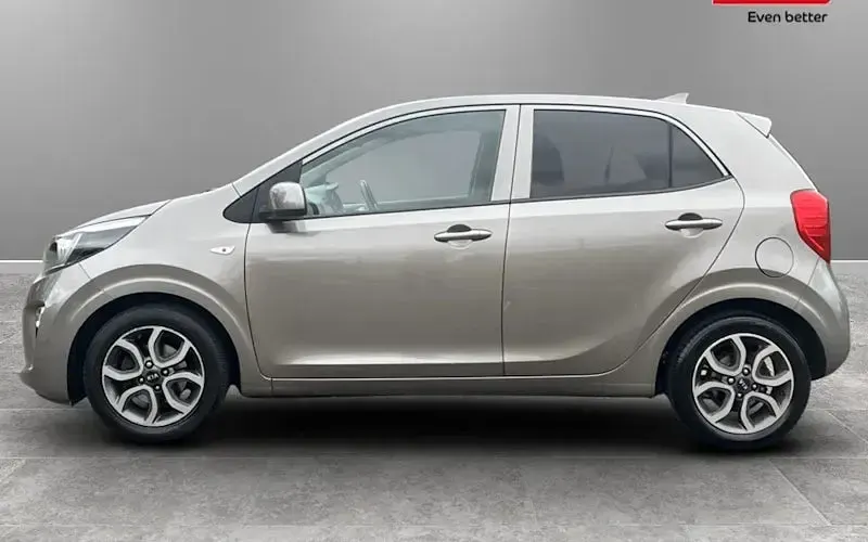 Used Kia Picanto 67 HP (49 kW) 2019 Silver Hatchback