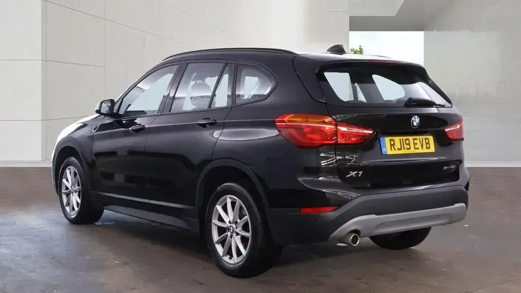 Used BMW X1 Comfort Edition 140 HP (102 kW) 2019 Black SUV