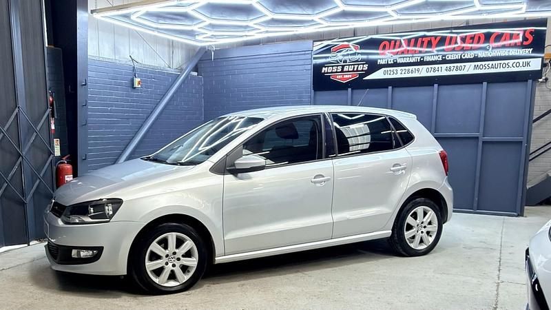 Begagnad VW Polo Edition 2013 Silver Halvkombi