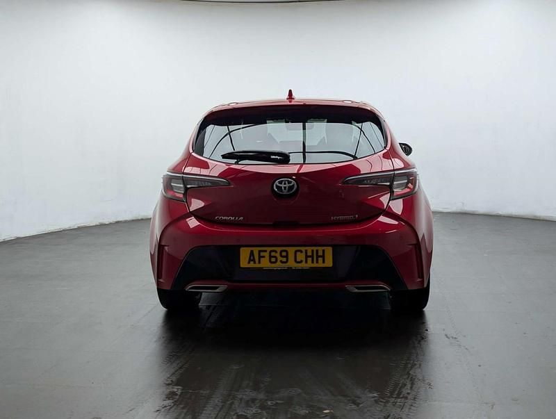 Used Toyota Corolla 184 HP (135 kW) 2019 Red Hatchback