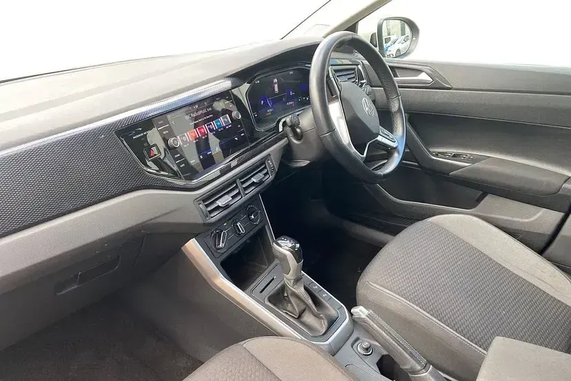 Used VW Taigo Life 110 HP (80 kW) 2023 Grey SUV